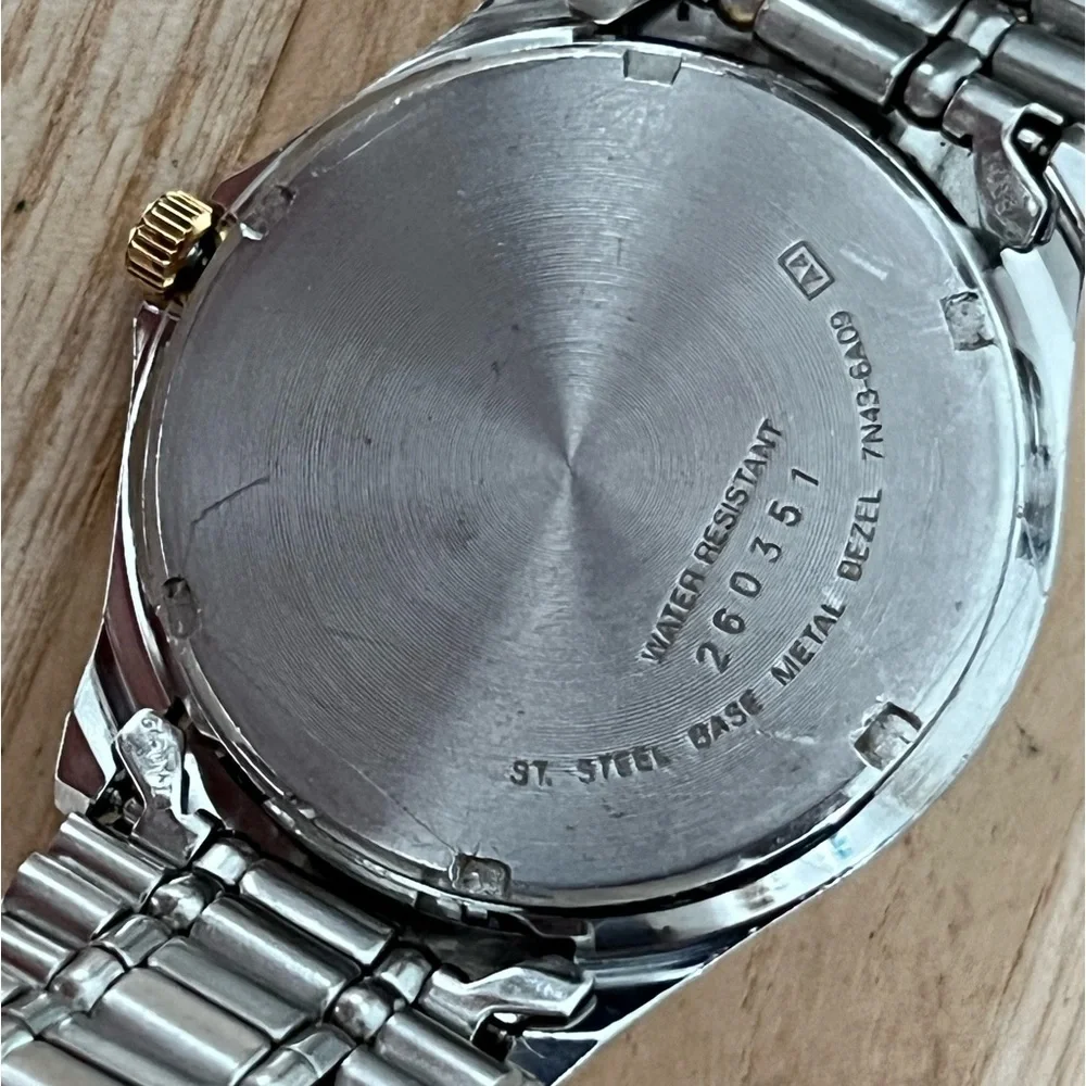 Seiko Vintage Men’s Watch Gray Dial Two-Tone Bracelet Date Window New Crystal